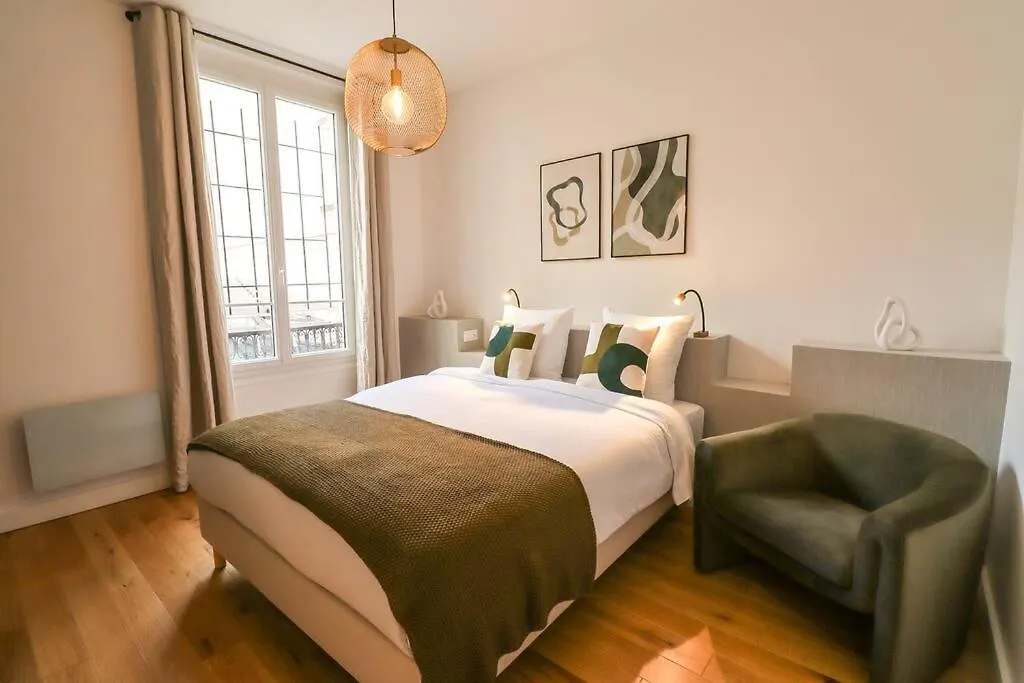 Amazingapartment # Le Marais# Rue Des Archives# Ac Paris